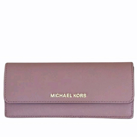Michael Kors Handbags - Michael Kors Dusty Rose Jet Set Travel Wallet